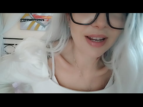 ❤️ fillastre, no tinguis vergonya! l'erecció és normal. La madrastra aprèn a controlar-se ❤ Vídeo porno a nosaltres